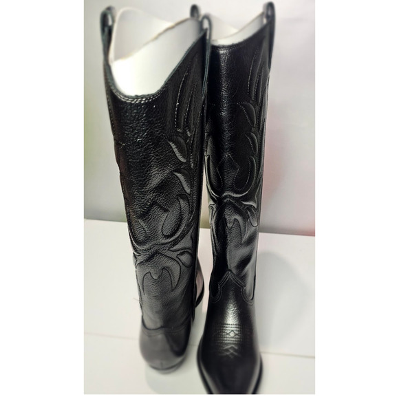 Guess Women's Ginnifer II Knee High Boot Size 7.5 Black NWT - Picture 4 of 7